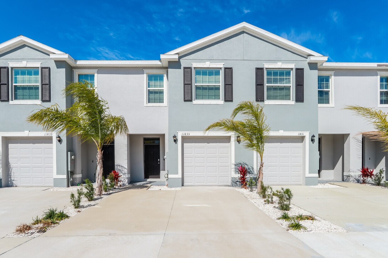 Primary Photo - 11835 Stoneport Pl