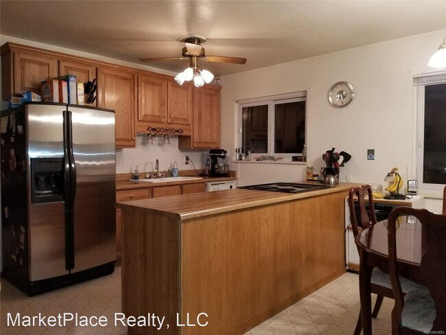 Foto del edificio - 4 br, 3 bath House - 12992 W Jewell Circle