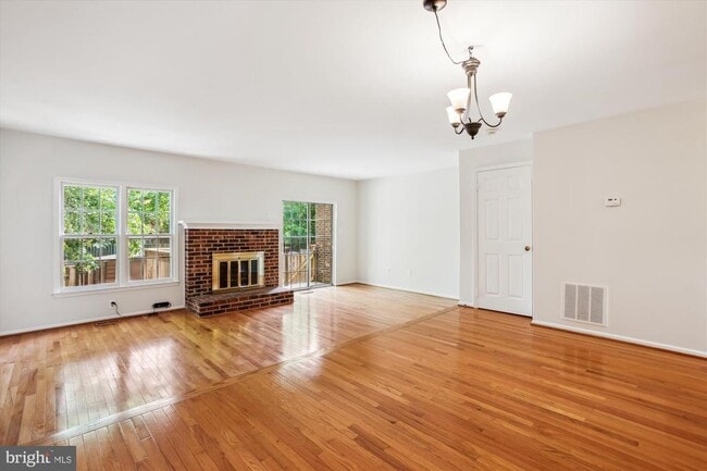 Building Photo - 8258 Cedar Landing Ct