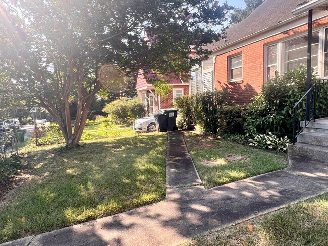 Foto del edificio - 1104 Little High St