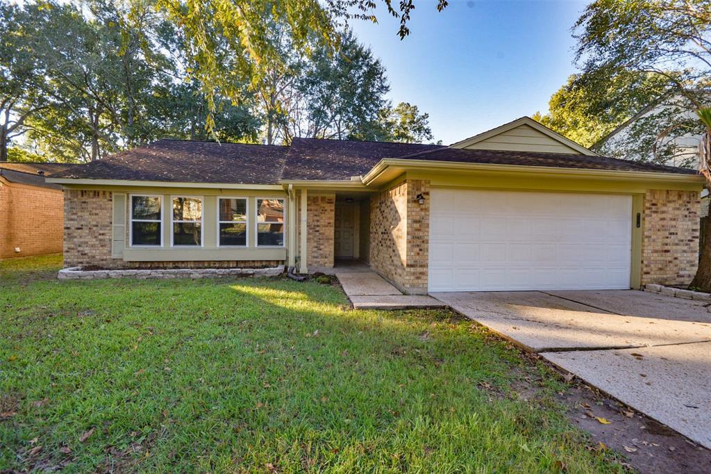 Foto principal - 3210 River Valley Dr