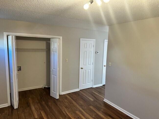 Foto del edificio - Spacious Two Bedroom Townhome In Kannapolis