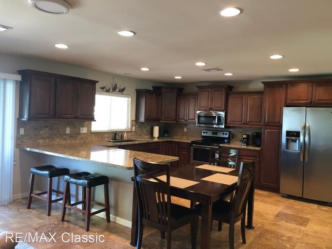 Building Photo - 2 br, 2 bath House - 607 Leisure World