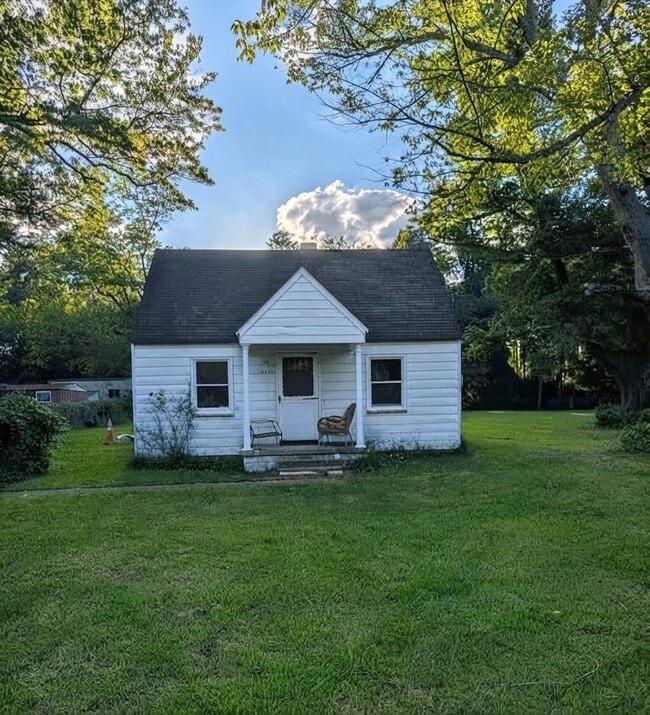 Building Photo - 5422 Ruby Dr