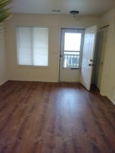 Building Photo - 1868 N Main St