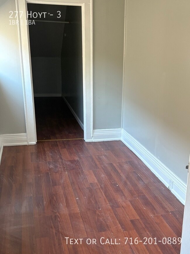 Building Photo - 277 Hoyt-3