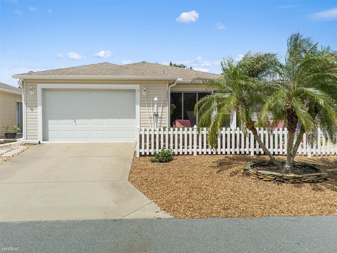 2 br, 2 bath House 2071 i Thornton Terrace Alquileres en The