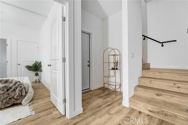 Building Photo - 11960 Vanowen St