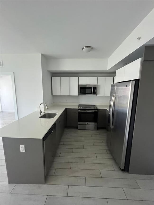 Foto del edificio - 321 NE 26th St