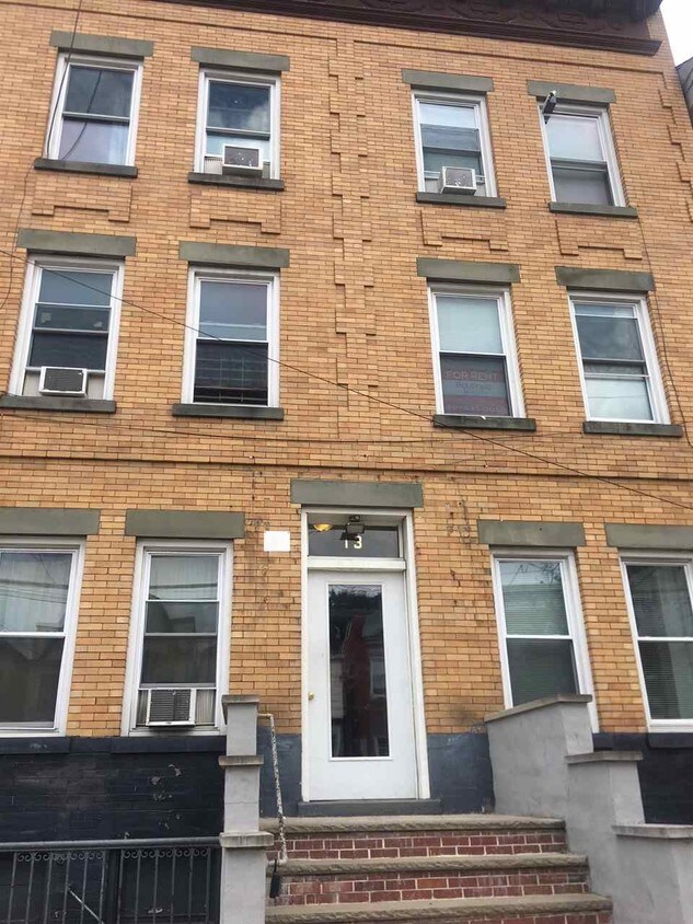 13 Jefferson Ave, Jersey City, NJ 07306 House Rental in Jersey City, NJ