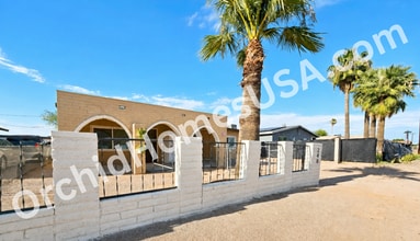 Building Photo - 240 E Beech Ave
