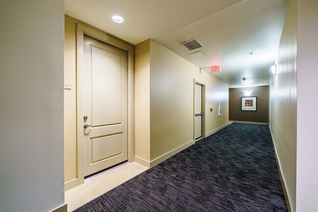 Foto del edificio - 3505 Sage Rd
