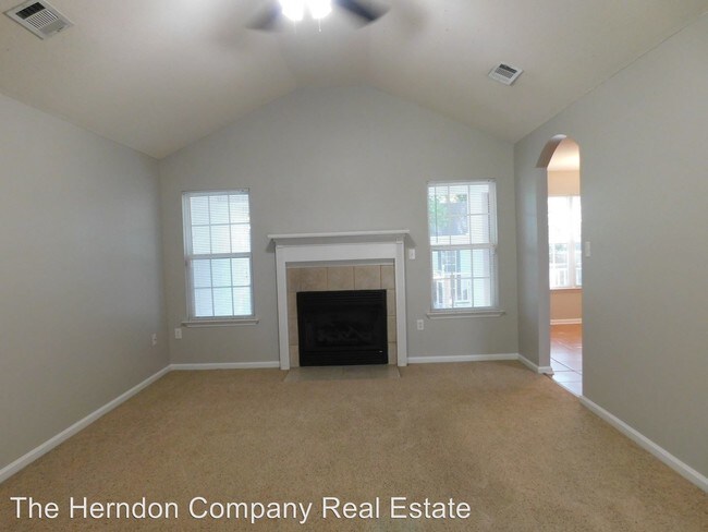 Building Photo - 4 br, 2 bath House - 3880 Heather Way