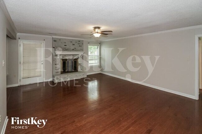 Foto del edificio - 3507 Christy Ln