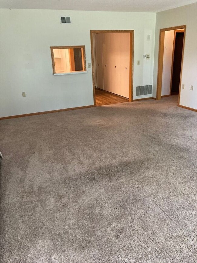Building Photo - $1,150 | 1 Bedroom, 1 Bathroom Condo | Designed for Ages 55+ | PET Friendly* | Available for Augu...