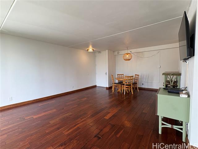 Building Photo - 201 ?Ohua Ave