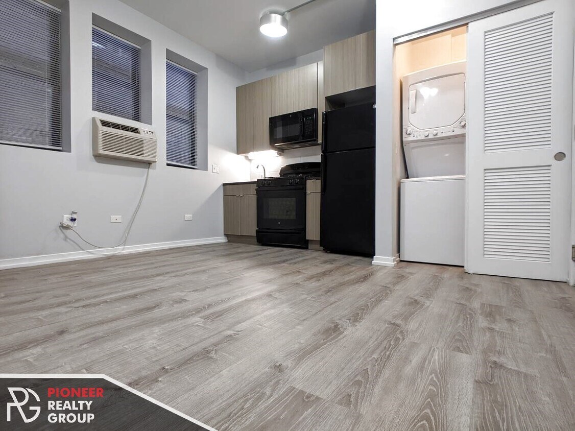 Foto principal - 4870 N Magnolia Ave