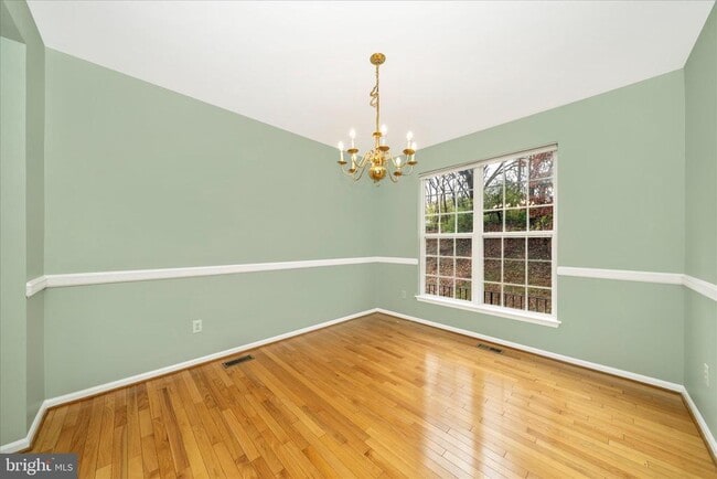 Foto del edificio - 19316 Moon Ridge Dr