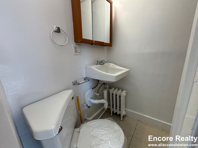 Building Photo - 90 Myrtle St