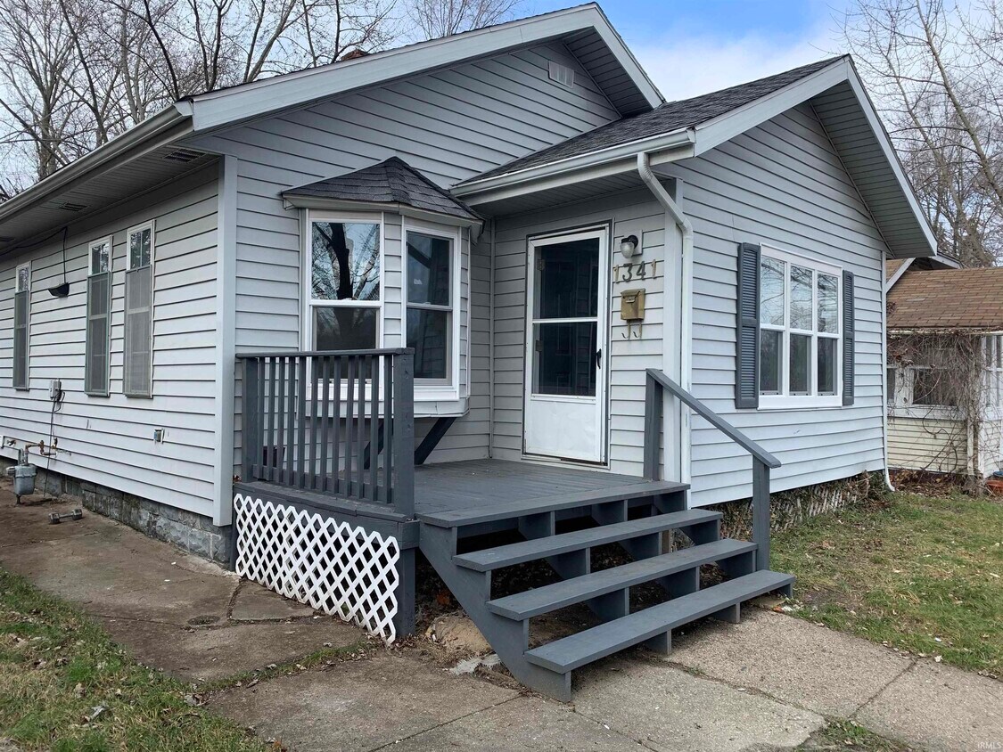 Foto principal - 1341 N Adams St