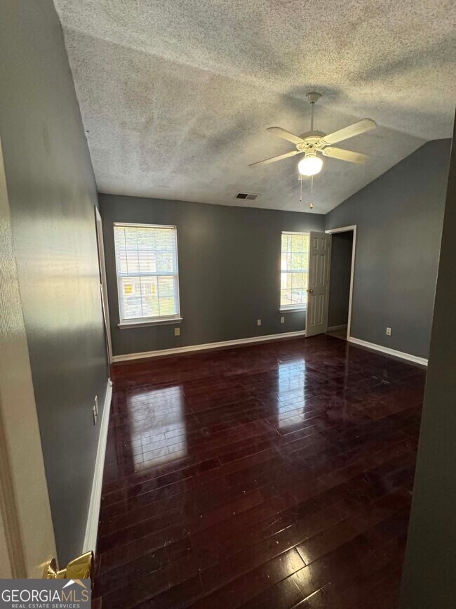 Building Photo - 125 Watercress Ct