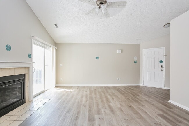 Building Photo - 5789 Lonerise Ln
