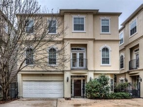 Building Photo - 5403 Blossom St