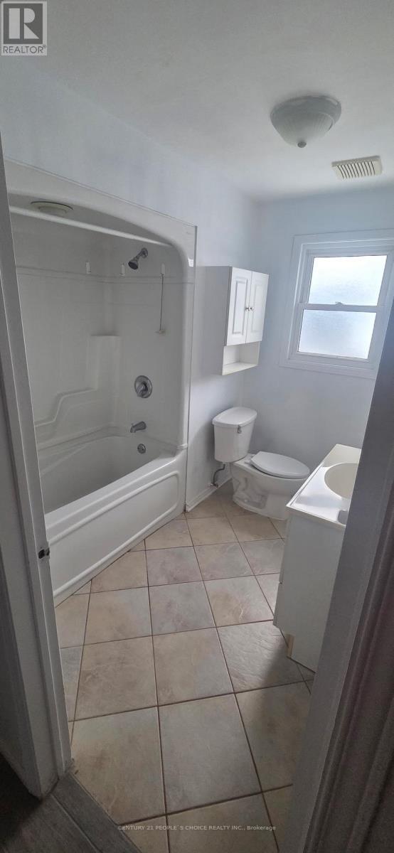 Photo du bâtiment - 3784 Sinnicks Ave