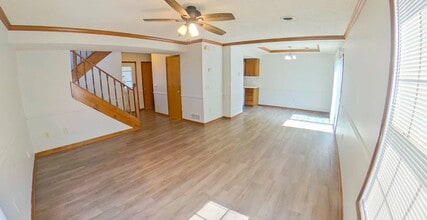 Building Photo - 2507 Candlewood Dr