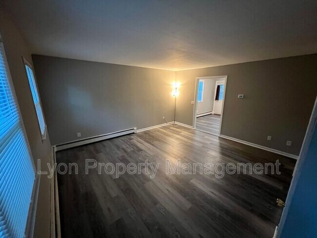 Building Photo - 155 Canal St