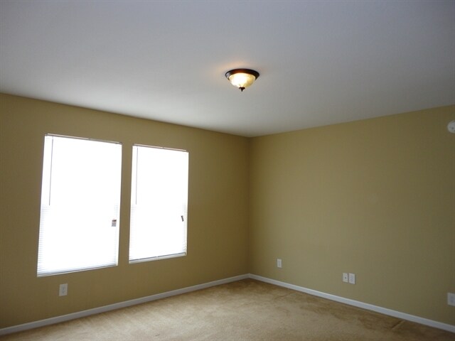 Building Photo - 1229 Oak Hill Lane