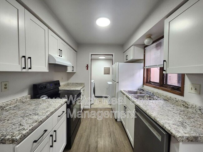 Foto del edificio - 8116 Boundary Ave