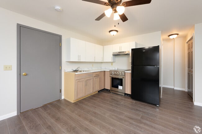 Interior Photo - The Laurel Residences on Main