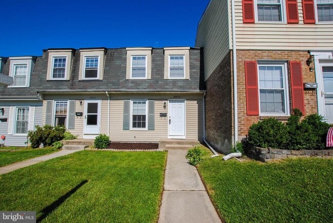 Foto del edificio - 8512 Hydra Ln