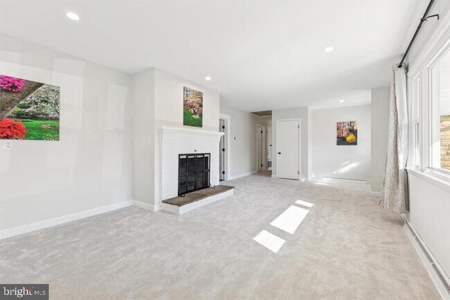 Foto del edificio - 22810 Ridge Rd