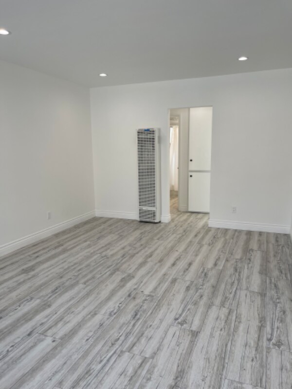 Foto del edificio - 3433 Madera Ave