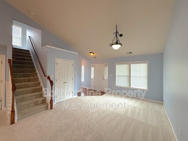 Foto del edificio - 3131 Ocalle Ln