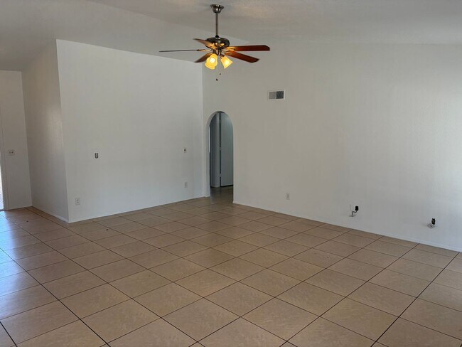 Building Photo - Enjoy Arizona living at its best in this updated 3-bedroom, 2-bath home with a private pool!