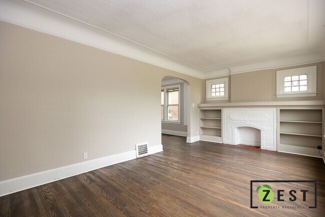 Building Photo - OPEN HOUSE SATURDAY NOVEMBER 2nd 9 to10 am