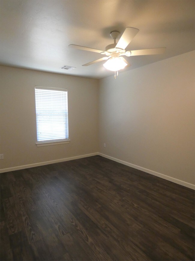 Foto del edificio - 405 Vail Cir