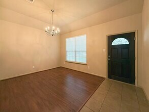 Building Photo - 24510 Avellino Ct