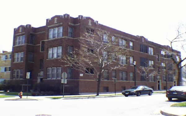 Foto principal - 832-834 Seward St