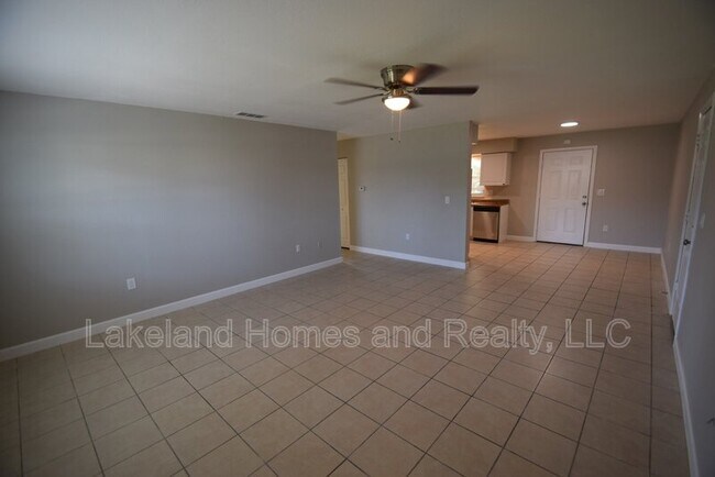 Foto del edificio - 909 E Bella Vista St