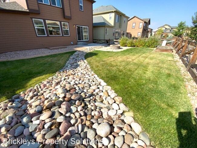 Foto del edificio - 7303 Jagged Rock Cir