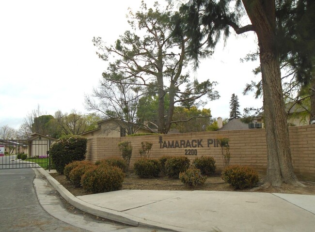 Building Photo - GATED COMMUNITY !!! MOVE IN SPECIAL!! $304...