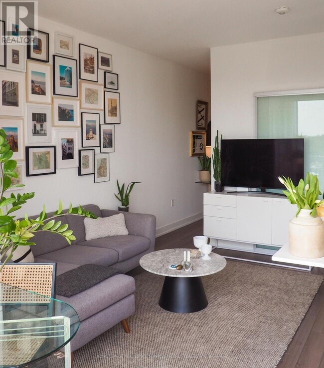 Building Photo - 8 Ann St