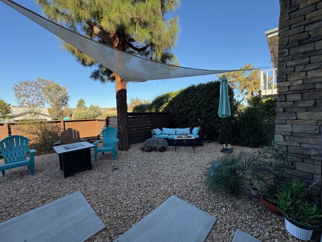 Building Photo - 31241 Old River Rd