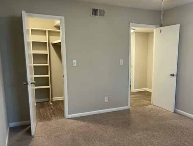 Interior Photo - Hampton Hall Apartments