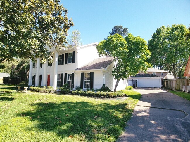 Foto del edificio - 10603 Brentway Dr