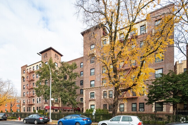 Building Photo - 8511 Lefferts Blvd